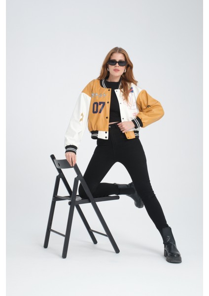 Kadın Deri Overisize Çift Renkli Baskılı Kolej Ceket Çıt Çıtlı Motorcu Montu Yarışçı Bomber Ceket indirimleri