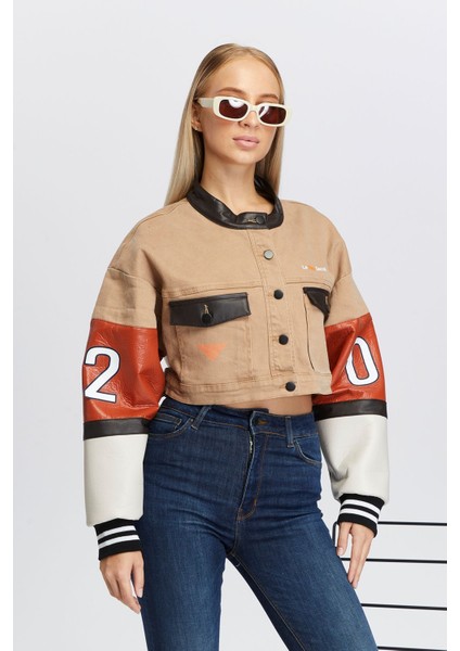 Kadın Oversize Kot Ceket Kolları Deri Garnili Düğmeli Motorcu Montu Baskılı Yarışçı Kolej Ceket modelleri