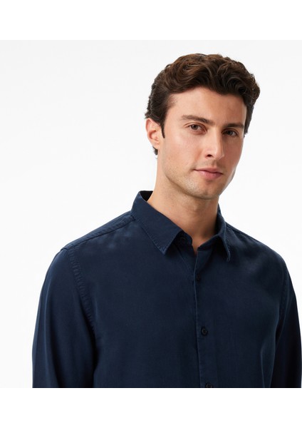 Erkek Lacivert Classic Fit Gömlek W57536T.4NV fırsatları