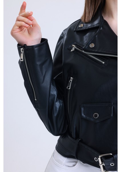 Kadın Düğme Detaylı Fermuarlı Kemerli Komple Deri Astarlı Siyah Deri Mont