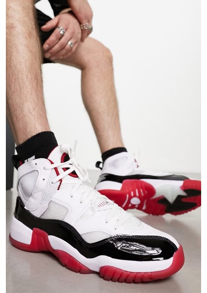 Jordan Jumpman Two Trey Basketball Shoes White Bilekli Basketbol Ayakkabısı Beyaz Kırmızı