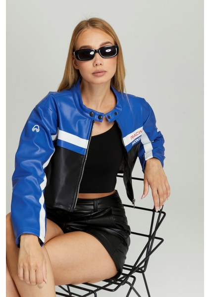 Kadın Kısa Oversize Baskılı Motorcu Ceketi Fermuarlı Kolej Mont Bomber Deri Yarışçı Montu