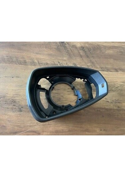 Vw A3 2013- Ayna Çerçevesı Sağ (Oem NO:8V0857240)