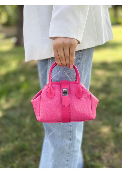 Nçs Kadın El ve Omuz Çantası -Zerafetin Minimal Hali(En:18~boy:13) indirimleri