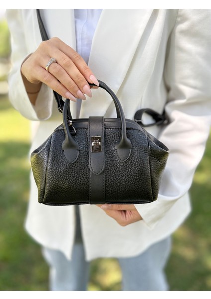 Nçs Kadın El ve Omuz Çantası -Zerafetin Minimal Hali(En:18~boy:13) indirimleri