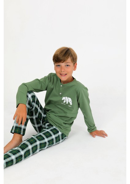 Erkek Çocuk Uzun Kollu %100 Pamuklu Düğme Detaylı Pijama Takımı Everest indirimleri