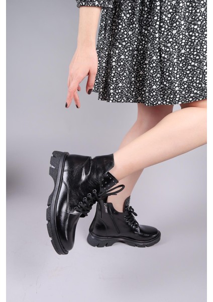 BANDA Troklu Bağcıklı Bot SİYAH modelleri