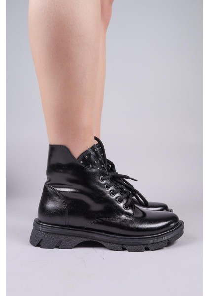 BANDA Troklu Bağcıklı Bot SİYAH indirimleri