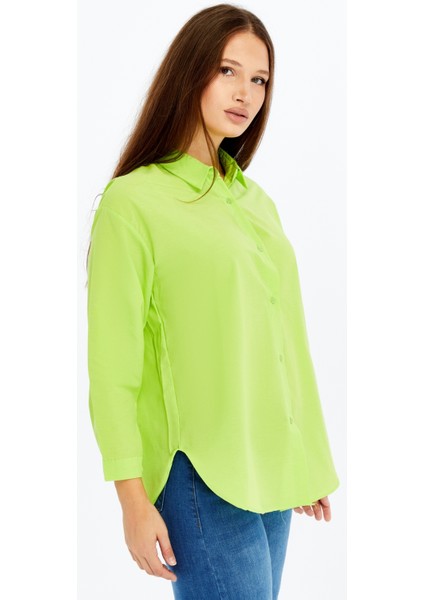 Kadın Uzun Kollu Düğmeli Basic Gömlek – Yeşil Rahat Kalıp Günlük & Ofis Şıklığı fırsatları