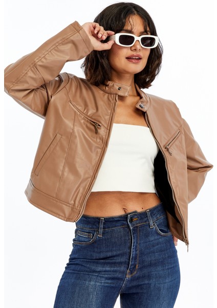 Kadın Deri Ceket Niş Kompakt Tasarım Mont Günlük Kullanım Fermuar Hakim Yaka Şık Ceket