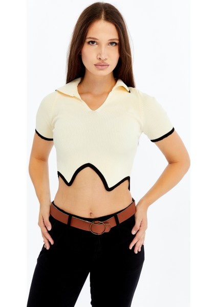 Kadın Polo Yaka V Yaka Triko Crop Bluz – Asimetrik Kesim Kısa Kollu fırsatları