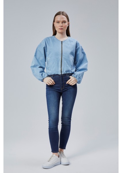 Kadın Kot Elastik Kenarlı Yumuşak Bomber Ceket Bisiklet Yaka Uzun Kollu Önü Fermuarlı Mont modelleri