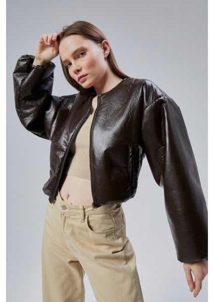 Kadın Puf Elastik Kenarlı Yumuşak Bomber Ceket Bisiklet Yaka Uzun Kollu Önü Fermuarlı Mont