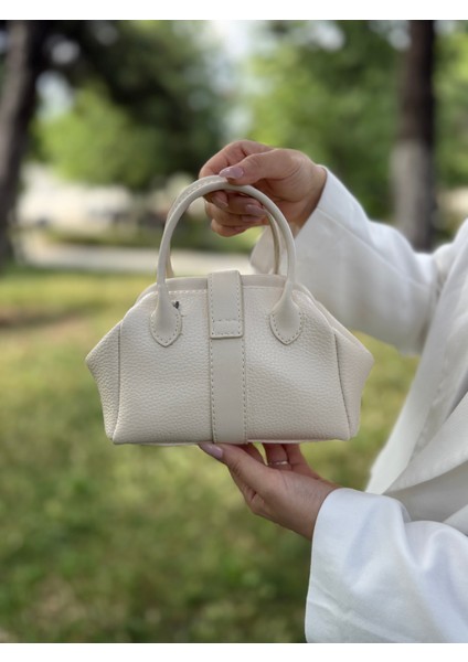 Nçs Kadın El ve Omuz Çantası -Zerafetin Minimal Hali(En:18~boy:13) fırsatları