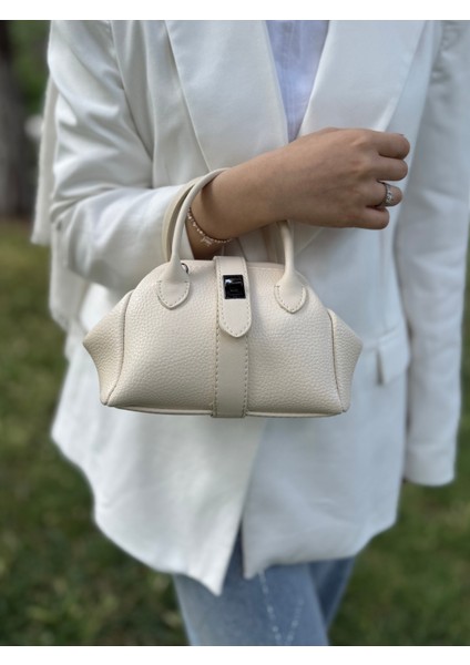 Nçs Kadın El ve Omuz Çantası -Zerafetin Minimal Hali(En:18~boy:13) indirimleri
