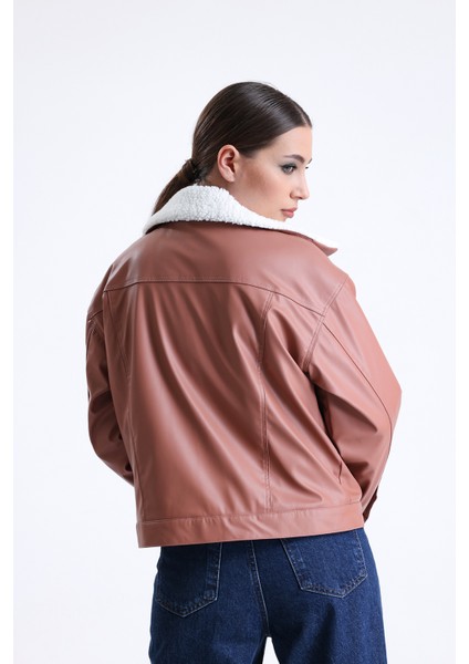 Kadın Deri Içi Kürklü Peluş Mont Oversize Pudra Rengi Kürklü Mont Düğmeli