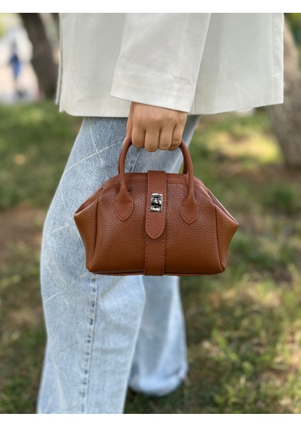 Nçs Kadın El ve Omuz Çantası -Zerafetin Minimal Hali(En:18~boy:13) indirimleri