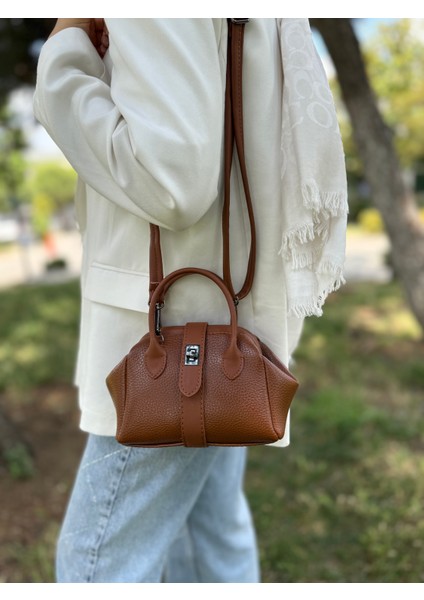 Nçs Kadın El ve Omuz Çantası -Zerafetin Minimal Hali(En:18~boy:13)