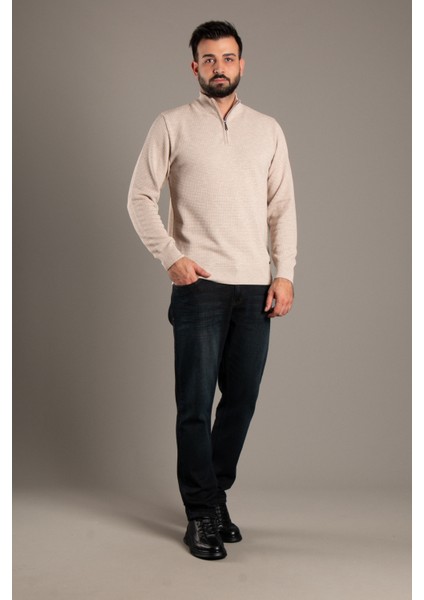 Erkek Bej Dokulu Dik Yaka Fermuarlı Triko modelleri