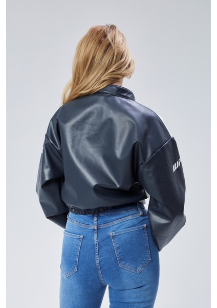 Kadın Deri Baskılı Şeritli Ceket Beli ve Kolu Lastikli Kolej Hakim Yaka Bomber Yarışçı Motorcu Mont