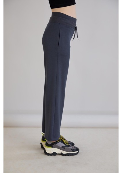 Cepli Beli Lastikli Eşofman Altı