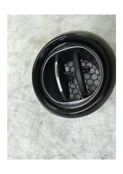 Renault Clio Iv-Captur-Trafic Iıı 2012- Torpido Havalandırma Izgarası (Oem NO:687606325R)