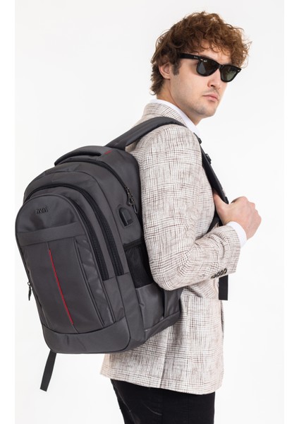 USB Aparatlı Erkek Sırt Çantası Okul Iş Günlük Kullanım Ortopedik 14-15,6 Inç Su Geçirmez Kumaş indirimleri