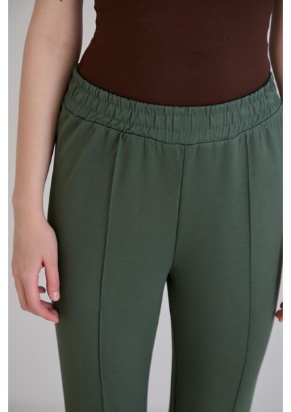 Nervürlü Beli Lastikli Bol Paça Pantolon Haki
