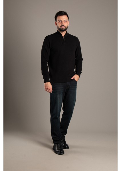 Erkek Dokulu Dik Yaka Fermuarlı Triko modelleri