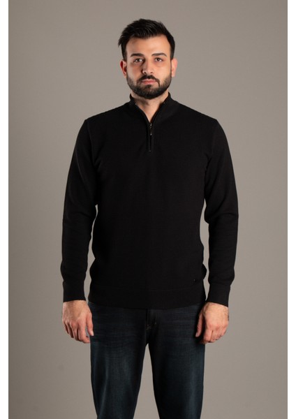 Erkek Dokulu Dik Yaka Fermuarlı Triko fırsatları