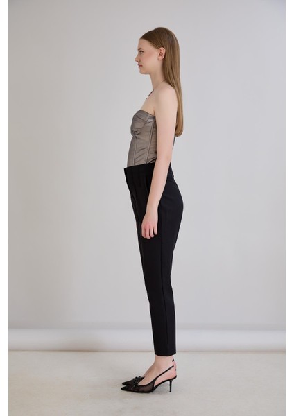 Bel Nervürlü Kemersiz Sahte Cep Detaylı Cigarette Pantolon fırsatları