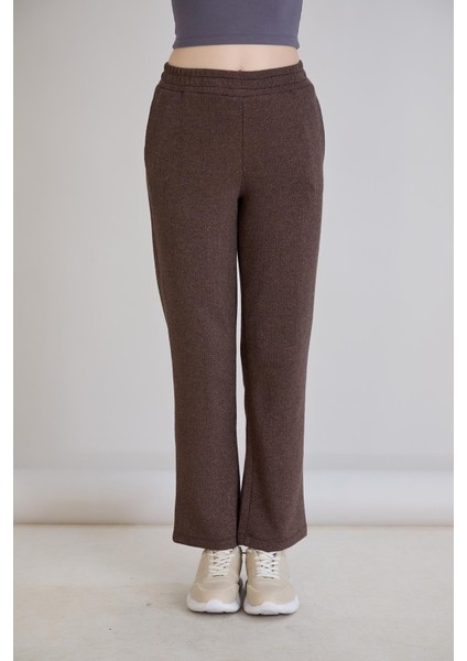 Simli Örme Regular Kalıp Boru Paça Triko Pantolon Kahverengi