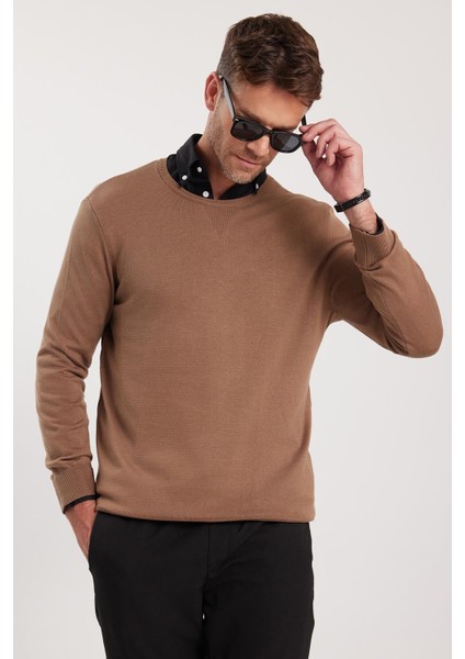 Erkek Standart Fit Normal Kesim Bisiklet Yaka Koyu Vizon Triko Kazak fırsatları