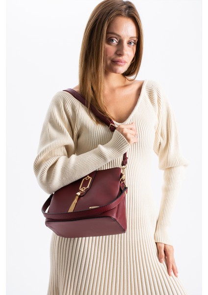 Gold Detaylı 3 Bölmeli Omuz & Çapraz Çanta fırsatları