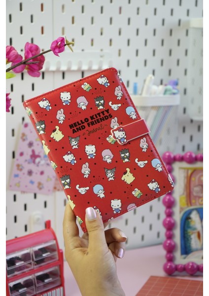 Hello Kitty Vegan Deri Mıknatıslı Günlük – 13X18 Cm, 224 Sayfa, Özel Iç Tasarımlı Defter