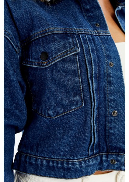 Kadın Kot Ceket Oversize Bomber Niş Tasarım Özgünlük Günlük Kullanıma Uygun Şık Mont Crop Kot Ceket