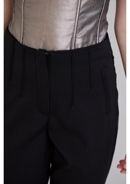 Bel Nervürlü Kemersiz Sahte Cep Detaylı Cigarette Pantolon