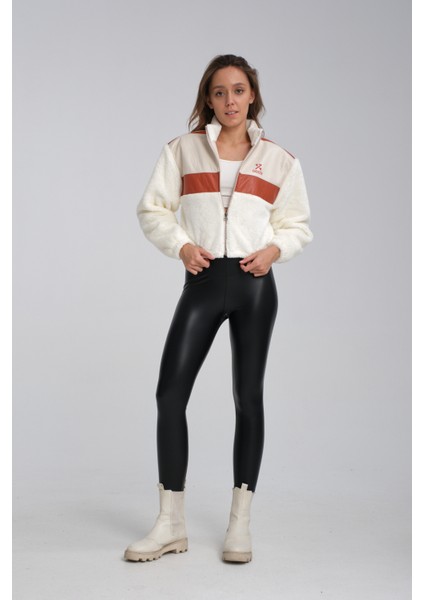 Kadın Oversize Peluş Mevsimlik Hırka Baskılı Ceket Puf Deri Garnili Motorcu Yarışçı Mont Yünlü Ceket fiyatları