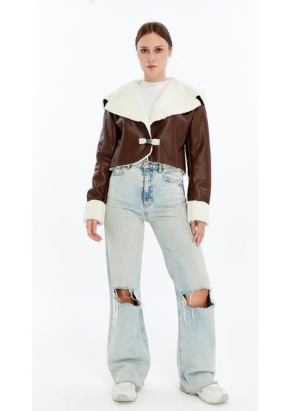 Kadın Oversize Deri Mont Kürklü Ceket Niş Kompakt Tasarım Günlük Spor Görünüm fırsatları