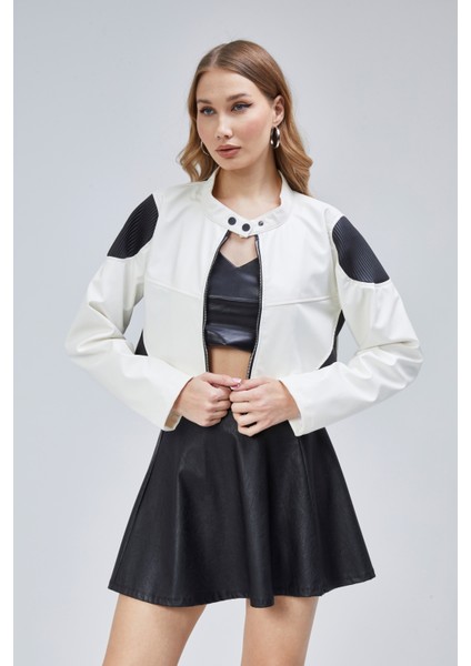 Kadın Oversize Fermuarlı Yaka Çıt Çıtlı Omuz ve Etek Beyaz Desenli Kolej Yarışçı Ceket Motorcu Mont