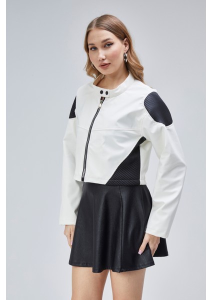 Kadın Oversize Fermuarlı Yaka Çıt Çıtlı Omuz ve Etek Beyaz Desenli Kolej Yarışçı Ceket Motorcu Mont fiyatları