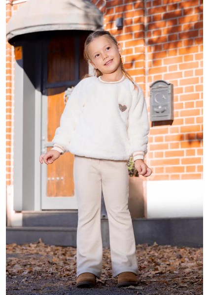 Kız Çocuk Pul Kalp Nakışlı Peluş Sweatshirt MNT25K209