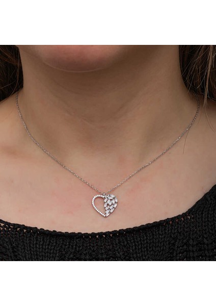 925 Ayar Gümüş Baget Taşlı Kalp Kadın Kolye T8661 (802802) modelleri