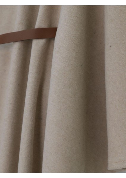 Omuzu Düğmeli Beli Kemerli Kaşe Panço fiyatları