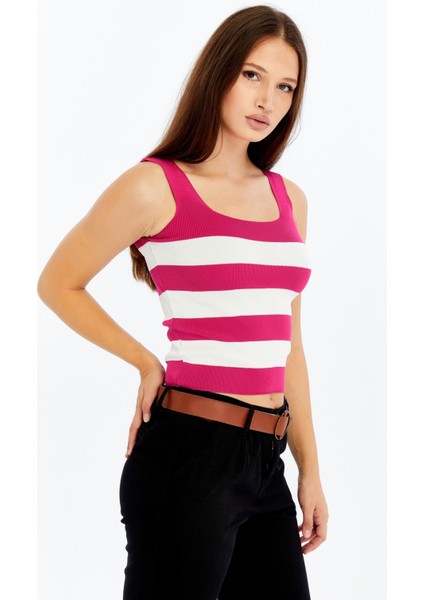 Kadın Çizgili Triko Kare Yaka Crop Atlet – Fuşya Beyaz Askılı Bluz fiyatları