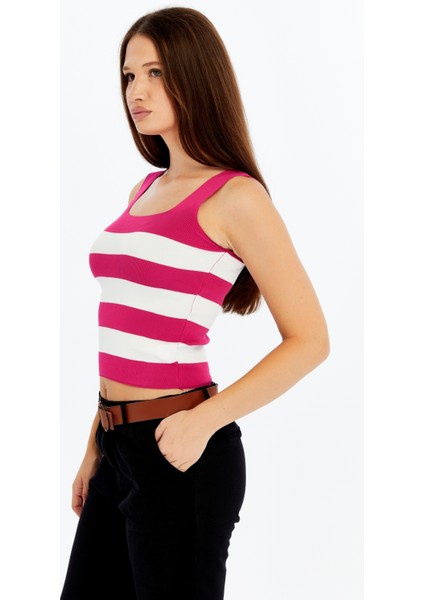 Kadın Çizgili Triko Kare Yaka Crop Atlet – Fuşya Beyaz Askılı Bluz fırsatları