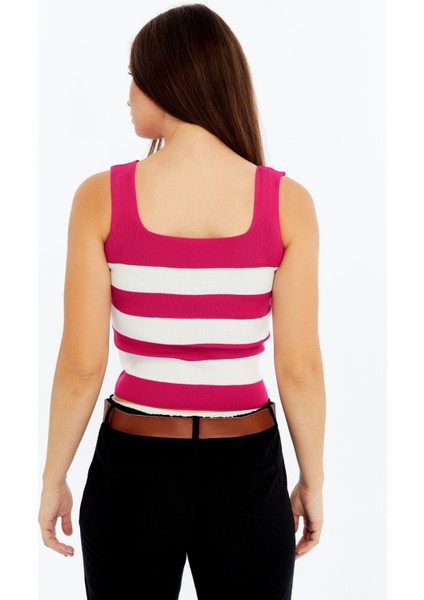 Kadın Çizgili Triko Kare Yaka Crop Atlet – Fuşya Beyaz Askılı Bluz