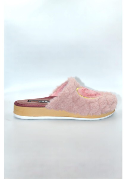 Kadın Pembe Kalpli Kışlık Ev Terliği