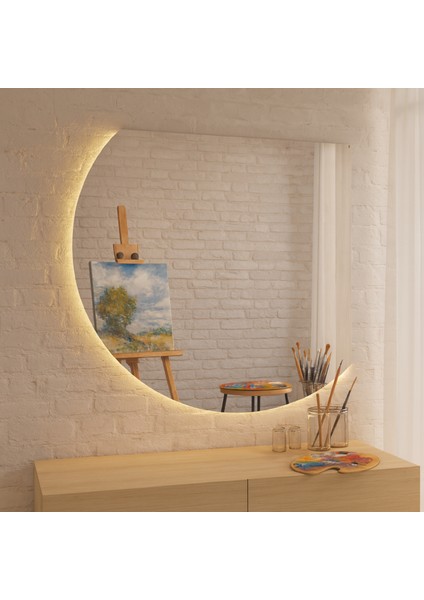 Solaris LED Ayna – Yarım Daire Formlu Modern Duvar Aynası