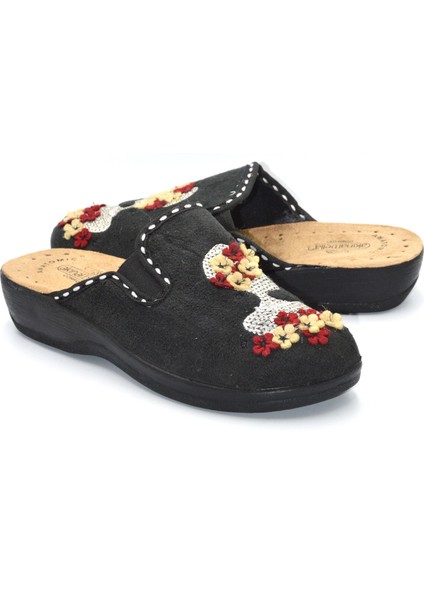 Kadın Siyah Çiçekli Kışlık Ev Terliği fırsatları